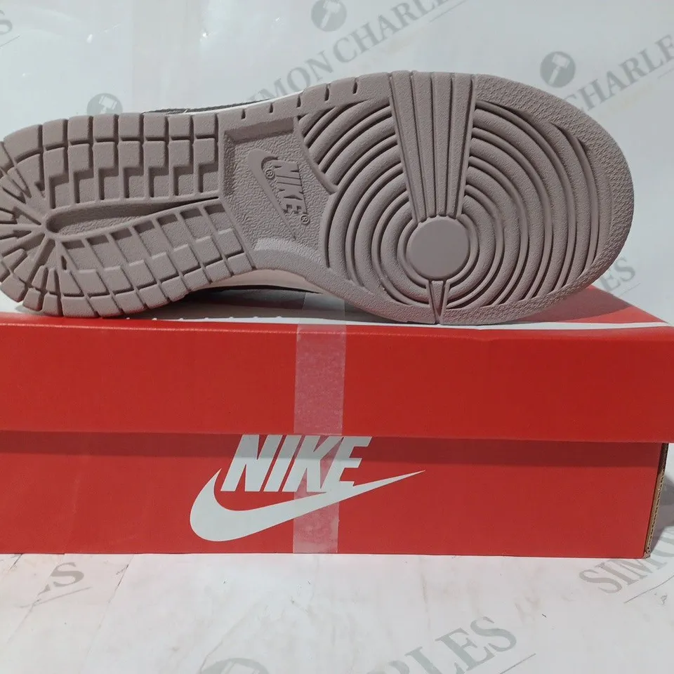 BOXED PAIR OF NIKE DUNK LOW SHOES IN PLUM/WHITE UK SIZE 4.5