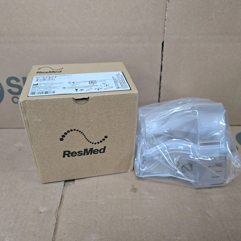 BOXED RESMED HUMIDAIR CLEANABLE II