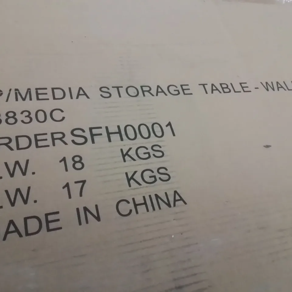 PALLET CONTAINING LARGE QUANTITY OF LP/MEDIA STORAGE TABLE -WALNUT-