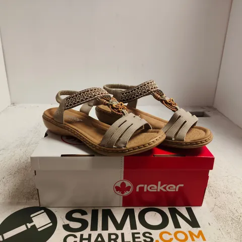 RIEKER WOMEN'S BEIGE SANDALS β UK 6 (EU 39)