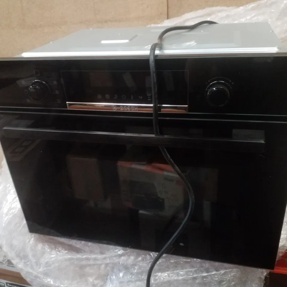 BOSCH CMA583MB0B SERIES 4 BUILT-IN MICROWAVE OVEN WITH HOT AIR 60 X 45 CM BLACK