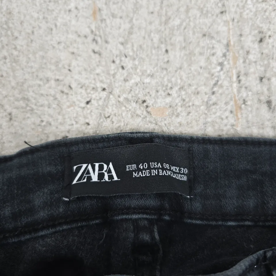 ZARA DENIM JEANS – UK 12 (EUR 40)