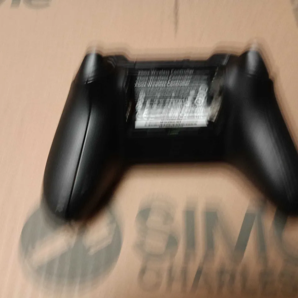 XBOX WIRELESS CONTROLLER (1914)