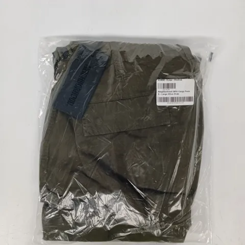 BAGGED NEIGHBORHOOD BDU CARGO PANTS IN OLIVE DRAB SIZE XL