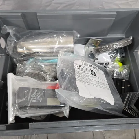 APPROX 10 ASSORTED HOUSEHOLD ITEMS