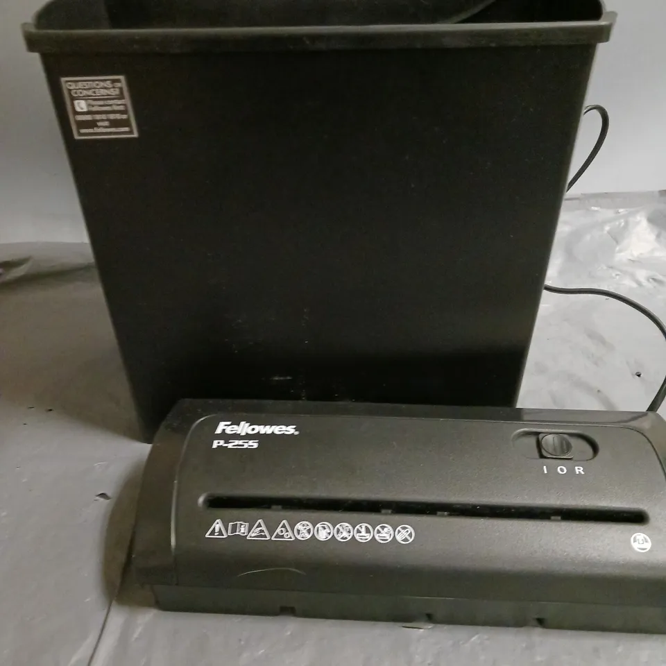 BOXED FELLOWES POWER SHRED P-2S SHREDDER