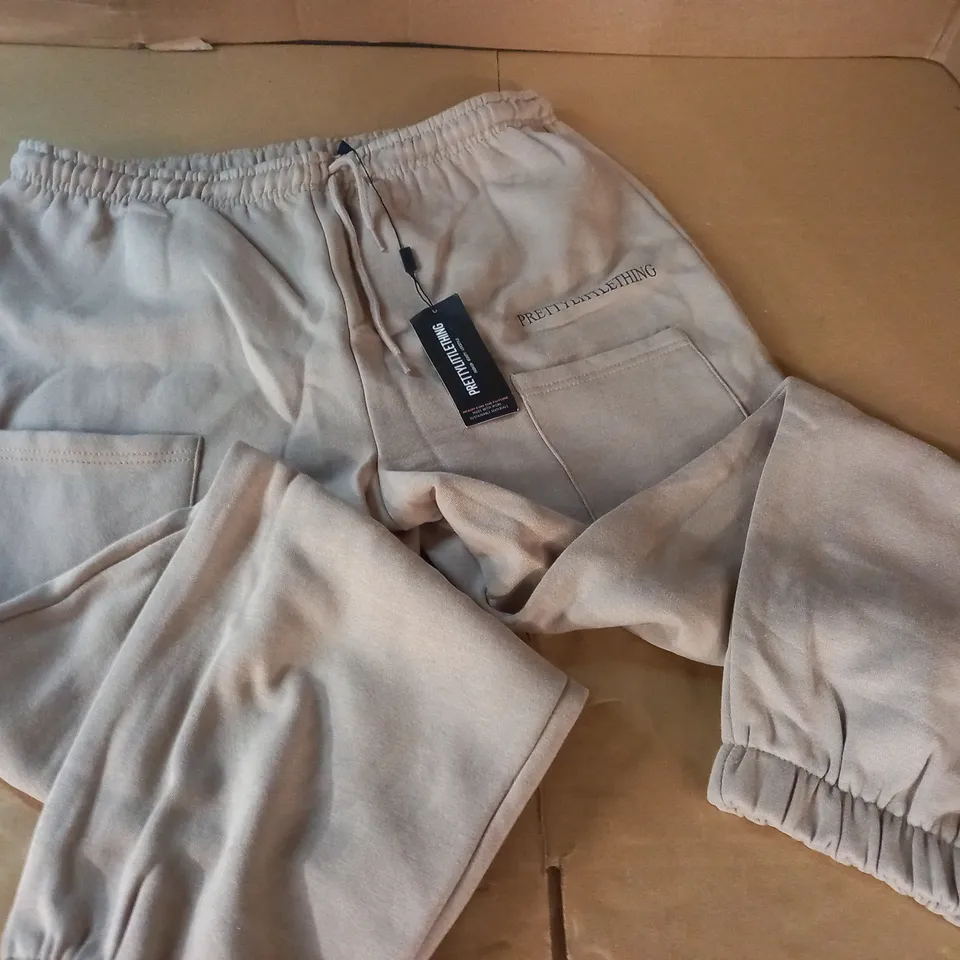 PRETTYLITTLETHINGS PRINTED MOCHA JOGGERS - L