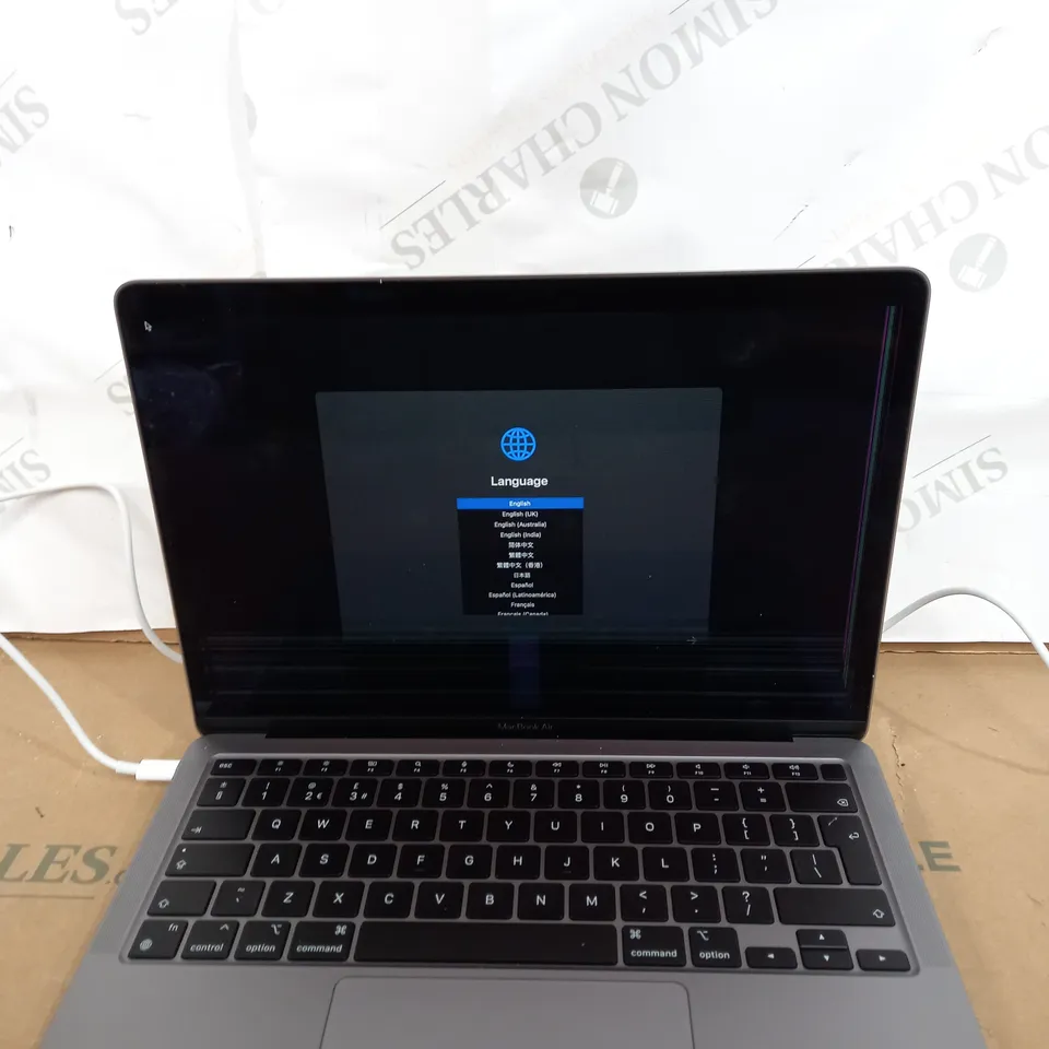 APPLE MACBOOK AIR 13"(2020) M1 256GB SSD W