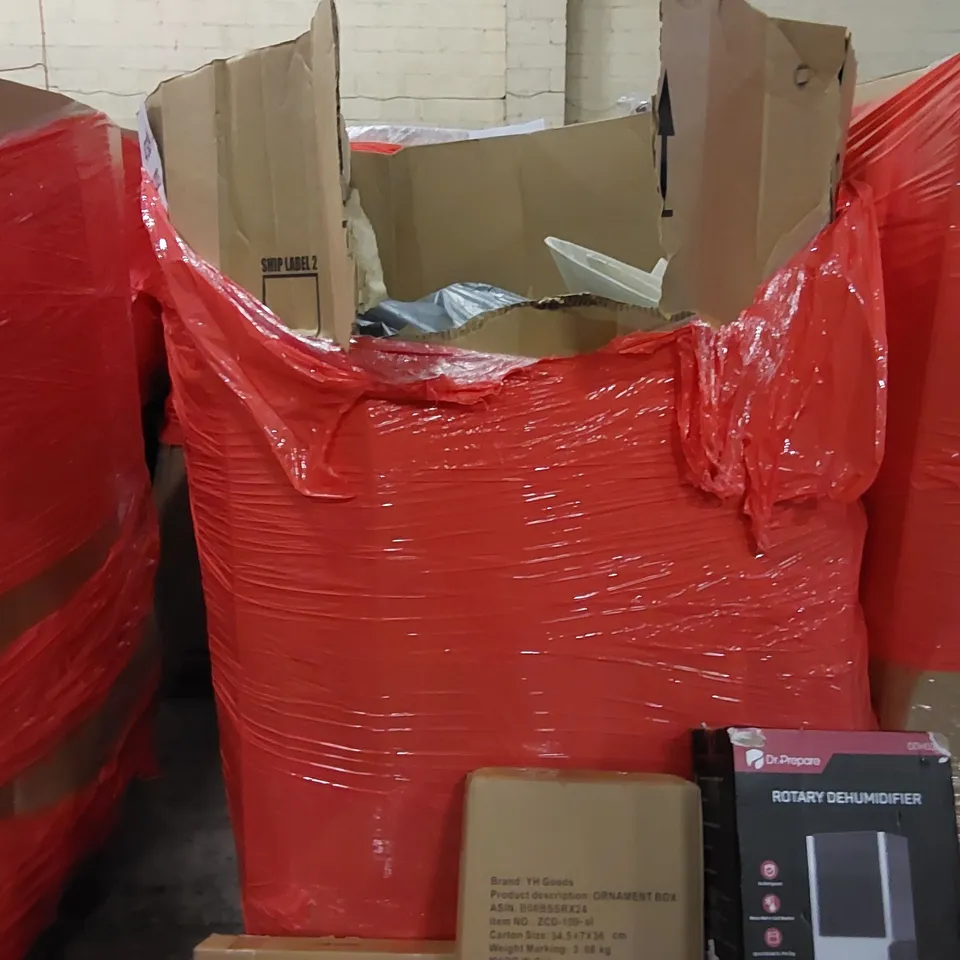 PALLET OF ASSORTED ITEMS INCLUDING: DEHUMIDIFIER, PRAM, ORNAMENT BOX, POTS AND PANS, PUMPKIN LIGHT