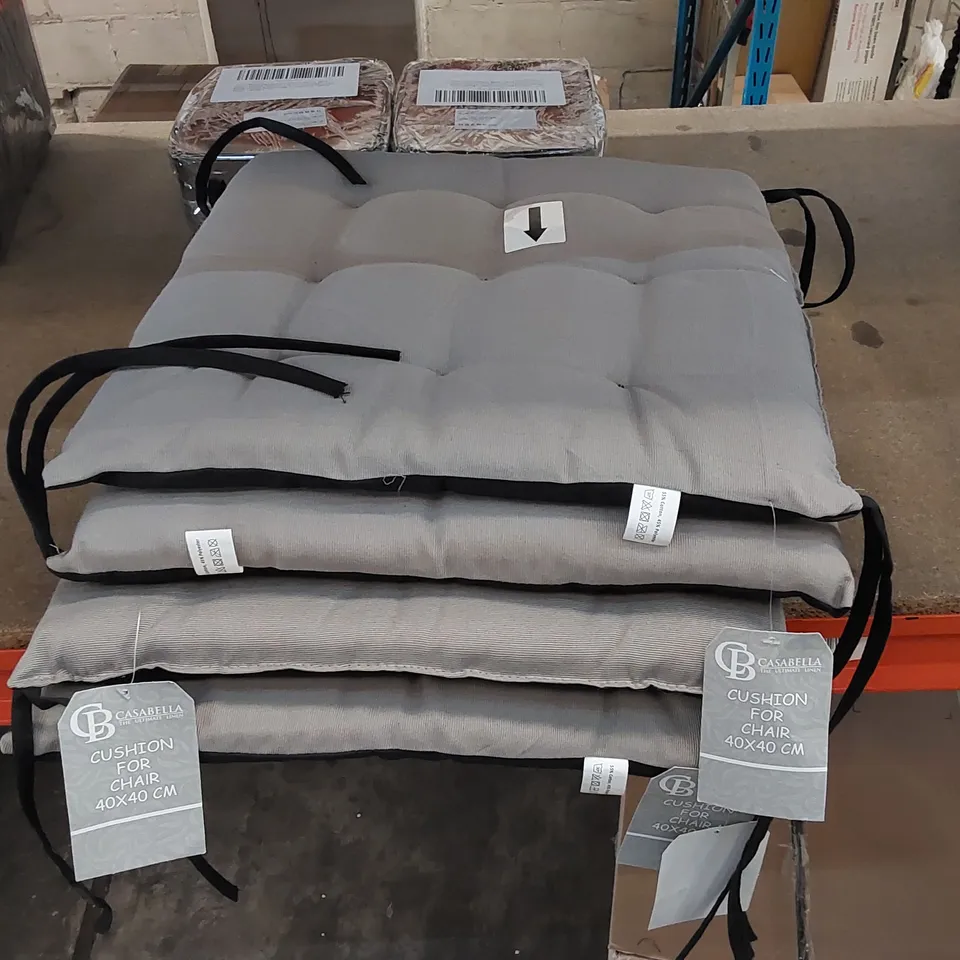 BAGGED GARDEN SEST CUSHIONS - SET OF 4 (1 ITEM)