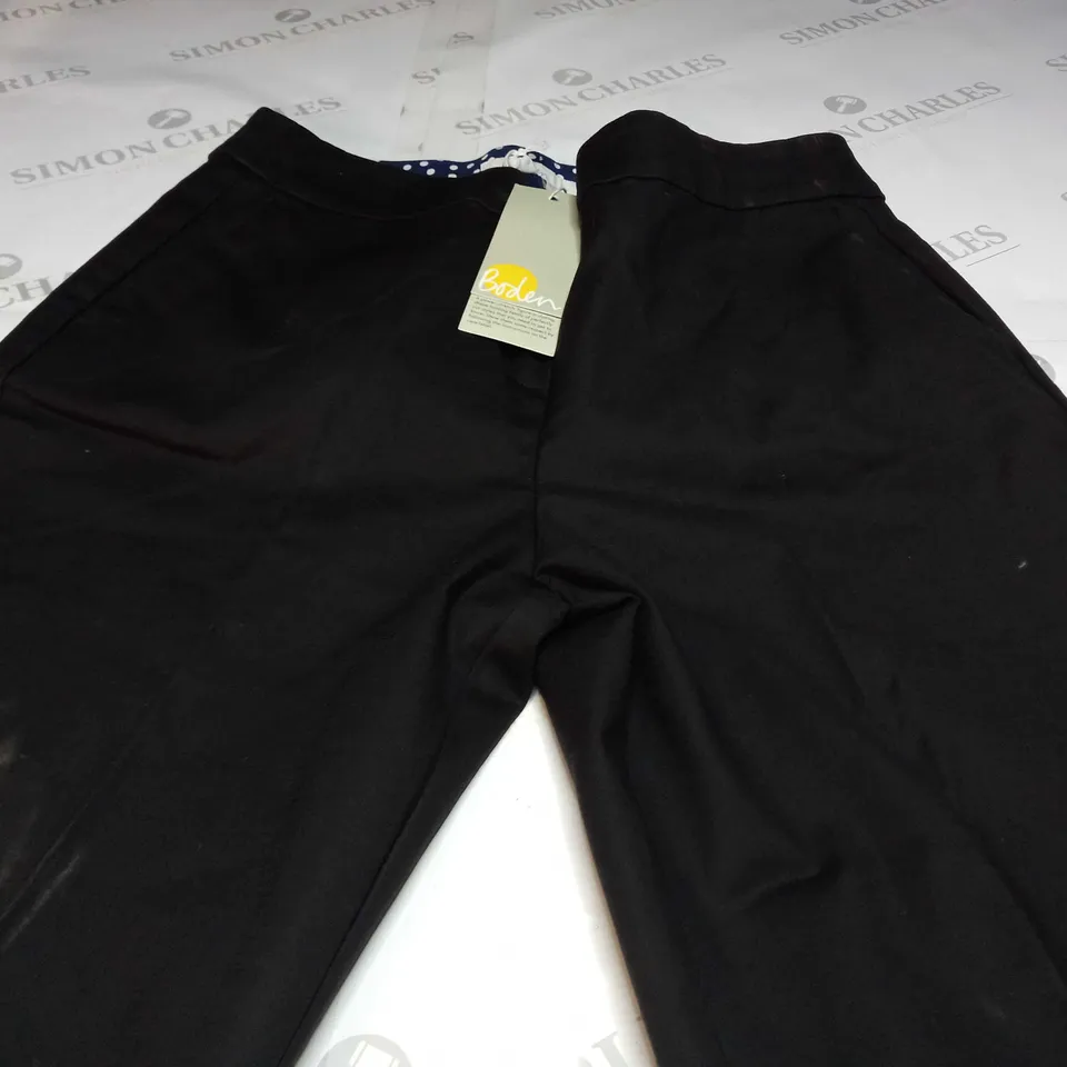 BODEN RICHMOND 7/8 TROUSERS IN BLACK - UK 10P