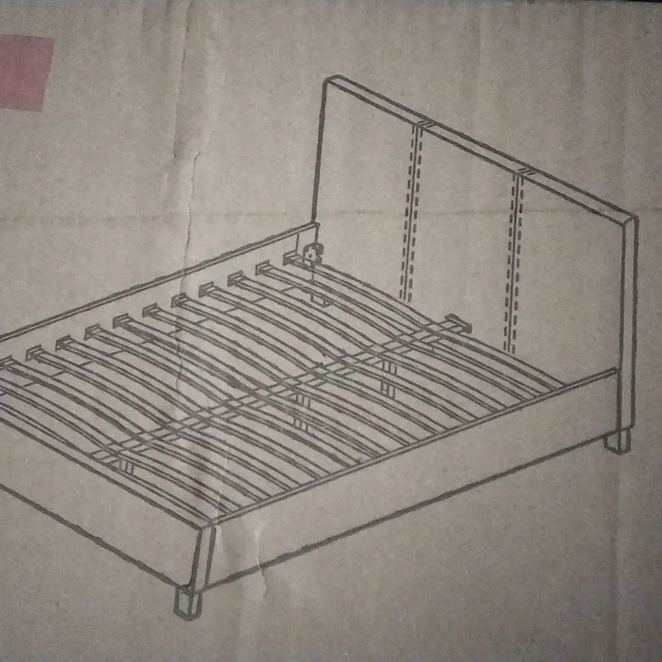 BOXED RIALTO LINEN BED 135 CM (1 OF 2 BOXES)