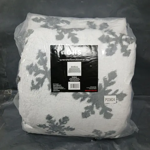 ONLINE HOME SHOP GLITTER TUFTED SNOWFLAKE DUVET SET - DOUBLE 