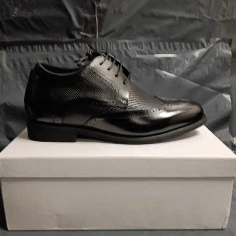 CONZURI MEN'S BLACK LEATHER OXFORD DRESS SHOES SIZE 7