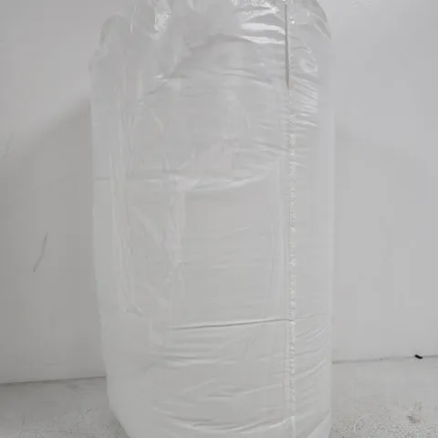 SEALED DUVET - SIZE UNSPECIFIED