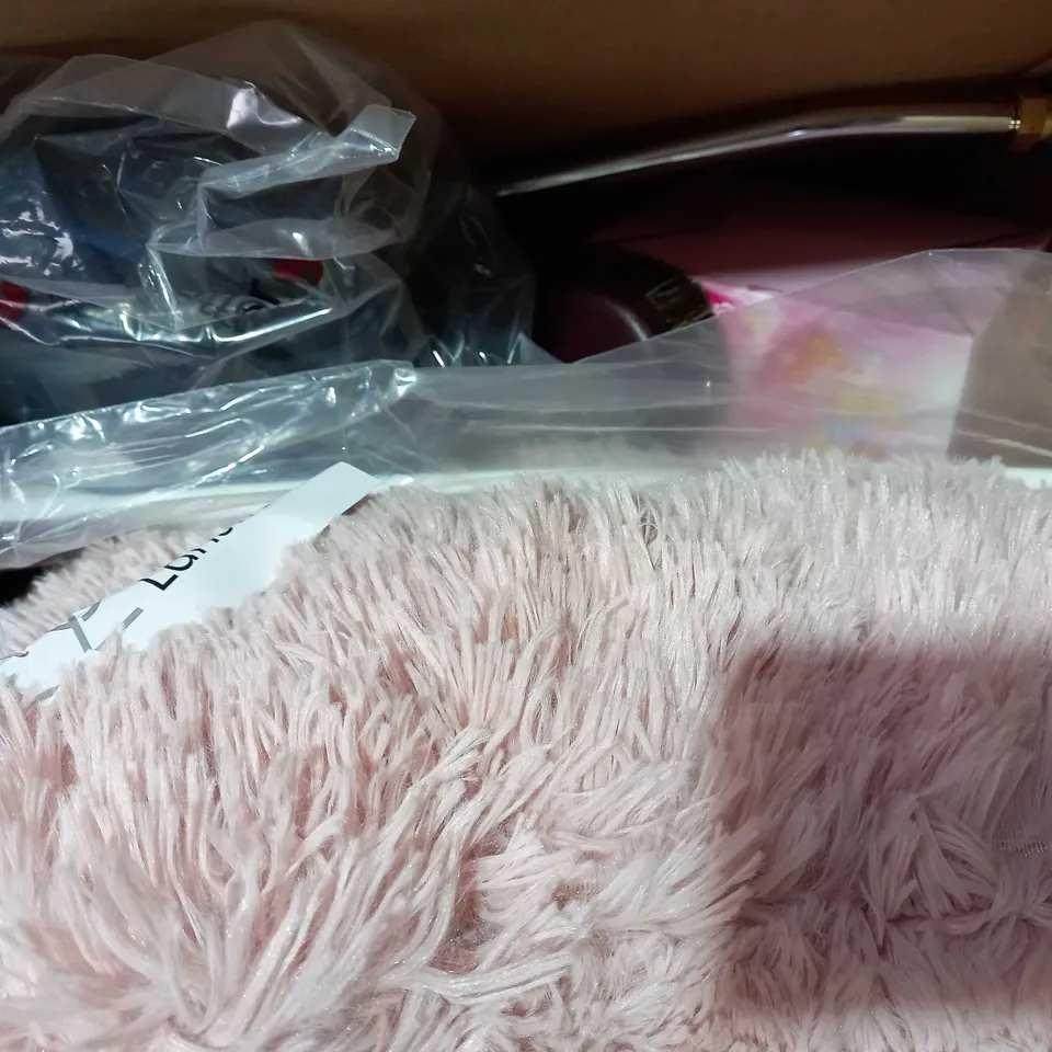 box of approximately 10 assorted household items to include CHOKING RESCUE DEVICE, PIETRA PANTS & SHORTS, EVOC DRINK BOTTLE IN BLACK, ETC