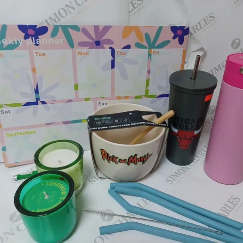 APPROXIMATELY 7 COTTON ON ITEMS INCLUDING MAGNETIC PLANNER, RICK AND MORTY LARGE FOOD BOWL, RE USABLE STRAWS