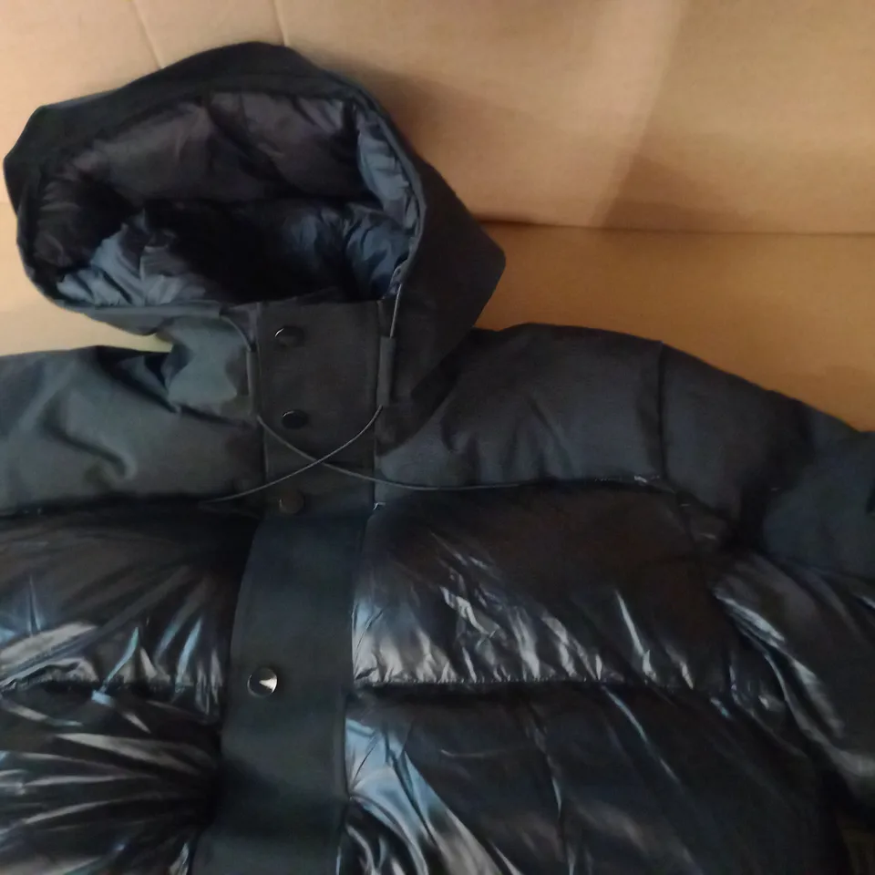 IN THE COLD PADDED BLACK COAT - L