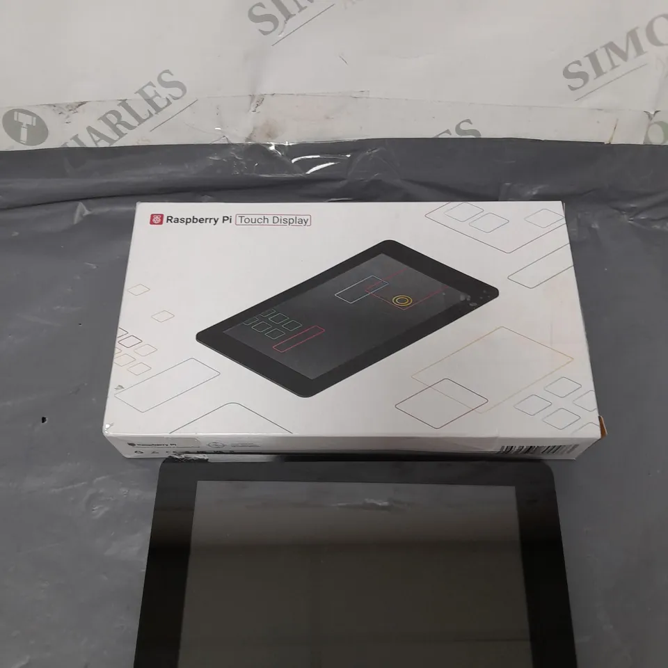 BOXED RASPBERRY PI TOUCH DISPLAY