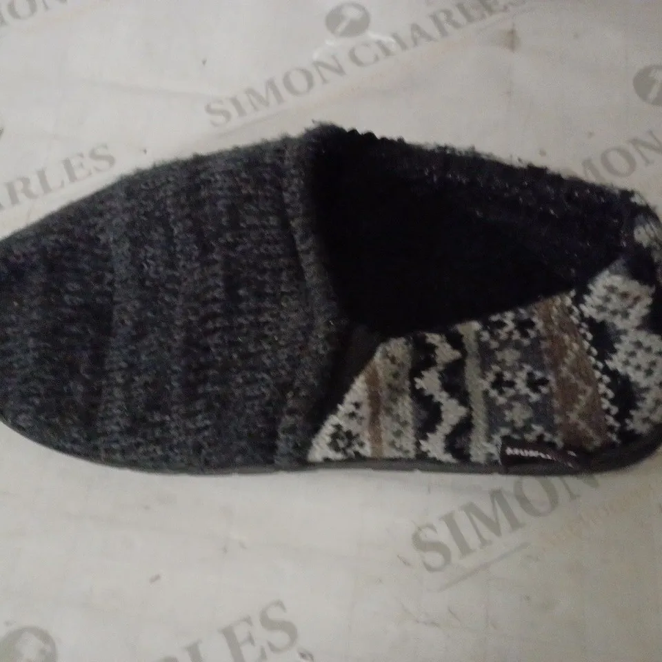 MUK LUKS MENS SLIPPER BLACK MEDIUM