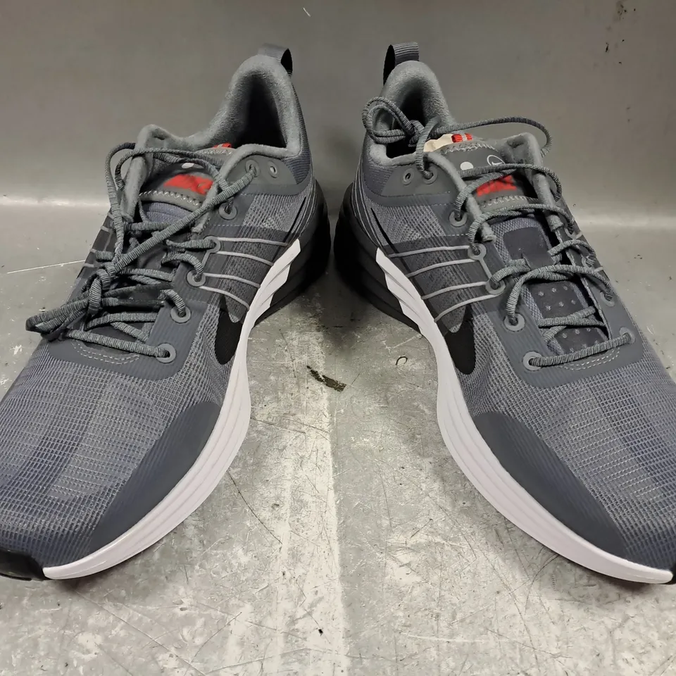 BOXED PAIR OF NIKE LUNAR ROAM SHOES IN GREY UK SIZE 10