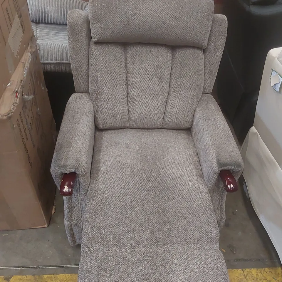 DESIGNER FABRIC RECLINING ARMCHAIR - NOT WORKING 
