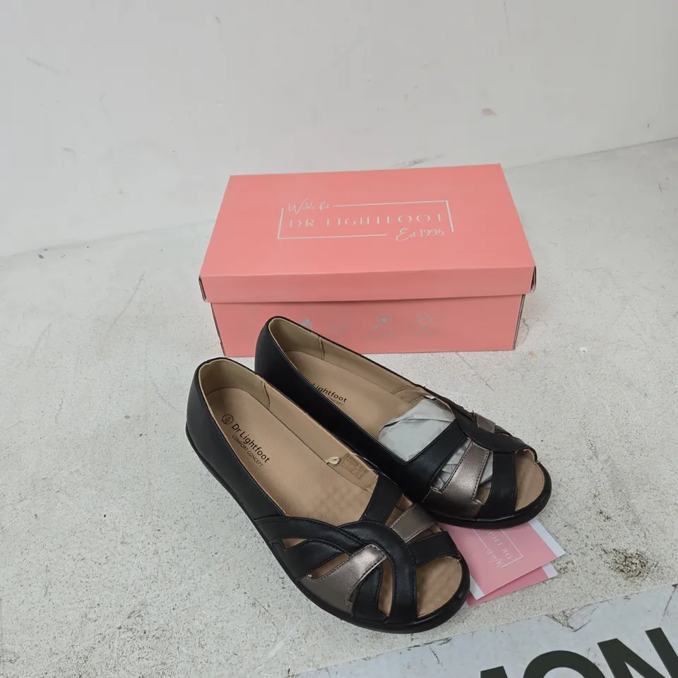 DR. LIGHTFOOT SANDALS - BLACK & PEWTER, UK 6 (BOXED)