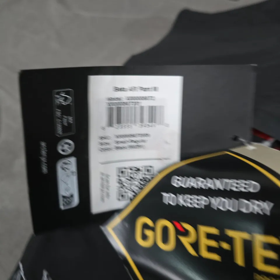 ARC'TERYX WATERPROOF PANTS - SIZE M