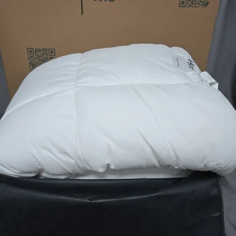 WHITE QUILTED DUVET INSERT 