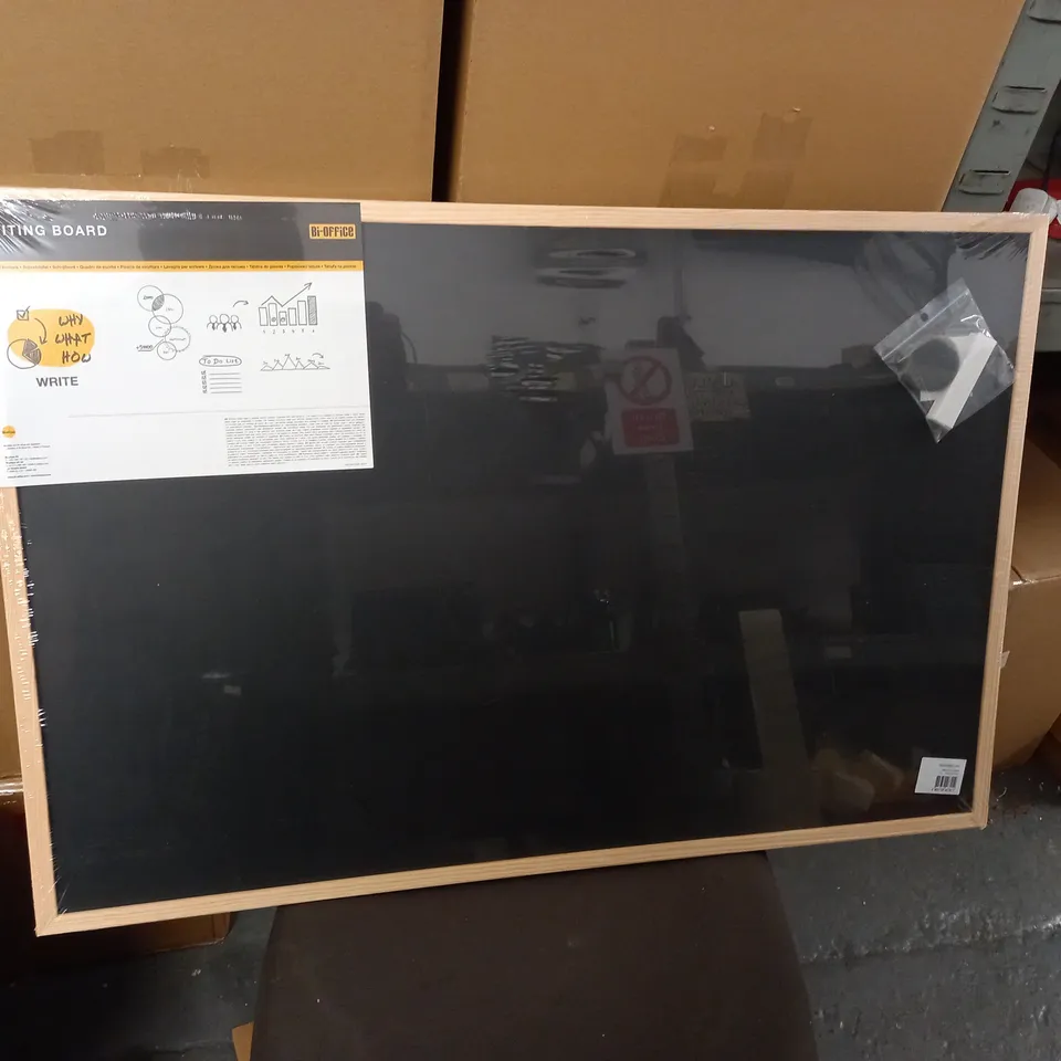 BI-OFFICE WRITING BOARD - 90X60CM