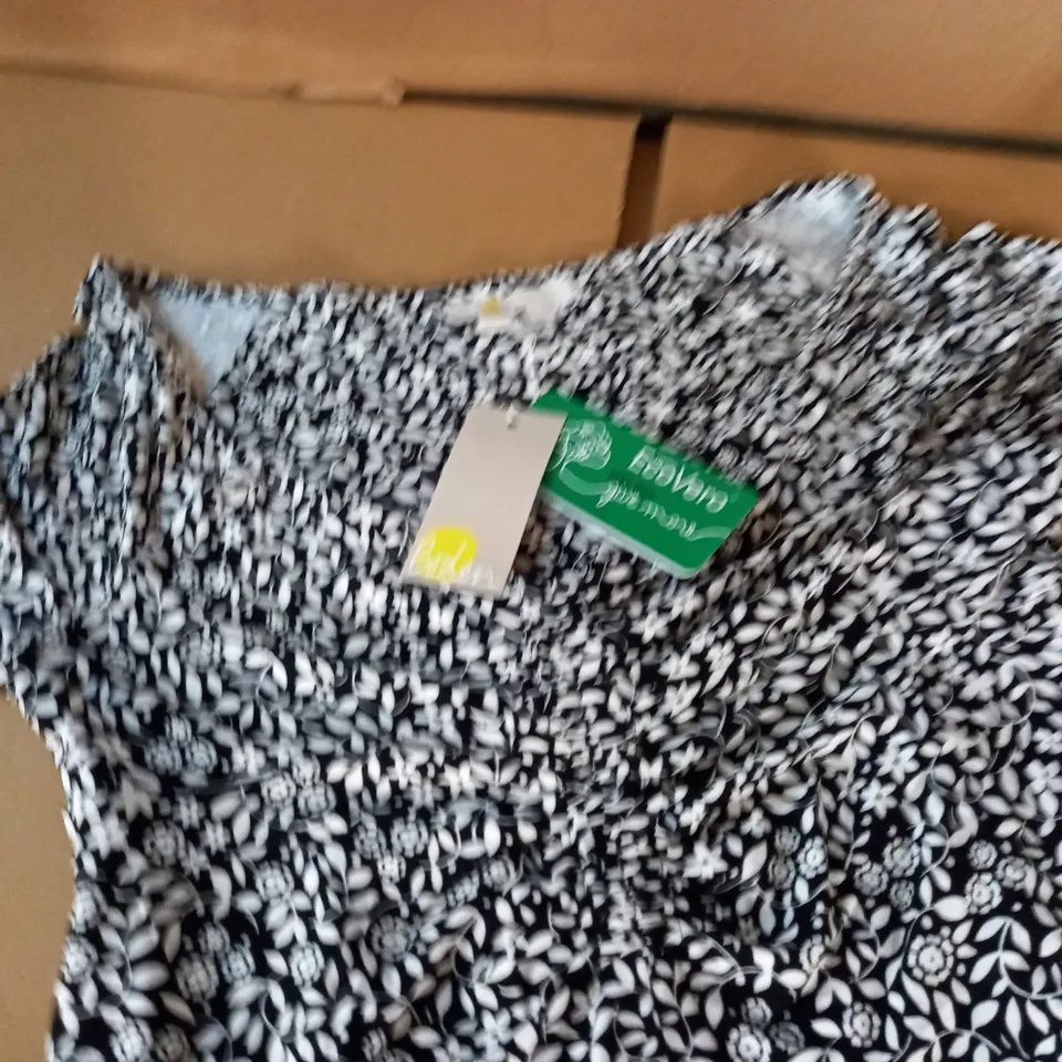 BODEN FLORAL PATTERNED DRESS - UK 10 P
