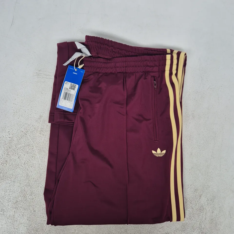 ADIDAS LOOSE TRACK PANTS IN MAROON/CREAM SIZE XL