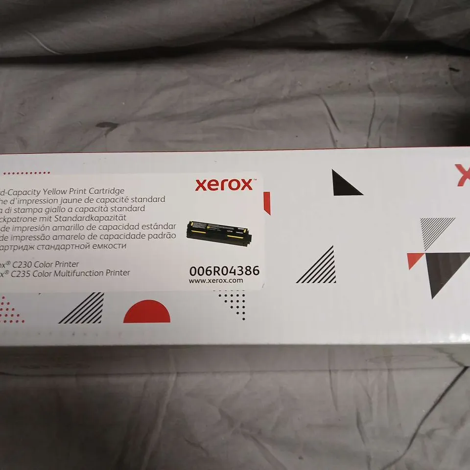 XEROX STANDARD-CAPACITY YELLOW PRINT CARTRIDGE FOR C230/C235 COLOUR PRINTERS – 006R04386