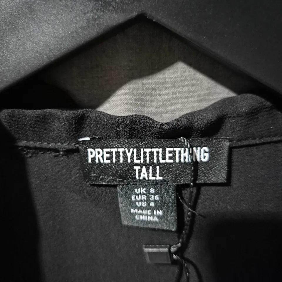 PRETTYLITTLETHING TALL FRONT BLOUSE – UK8 – BLACK