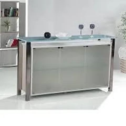 BOXED MALVERN 3 DOOR FROST CABINET (6 BOXES)