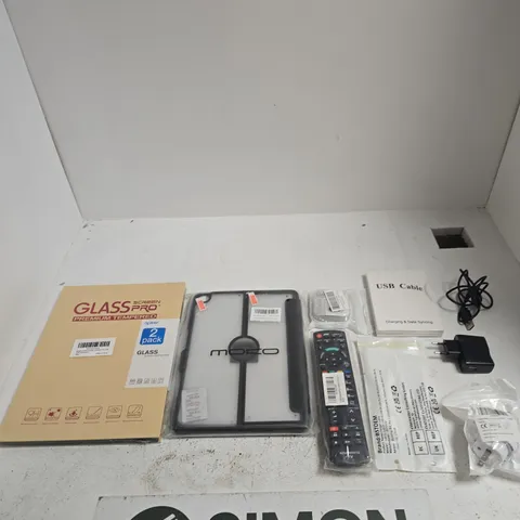 BOX OF APPROXIMATELY 10 ASSORTED ITEMS INCLUDING A TRAVEL ADAPTER UK TO US, TWO IPHONE CHARGERS AND A USB TO USB MINI CABLE