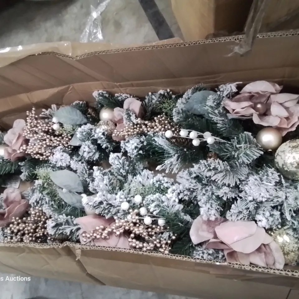 ARTIFICIAL FROSTER DECORATED GARLAND 