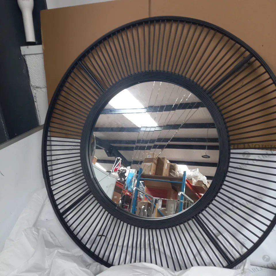 BLACK ROUND MIRROR 