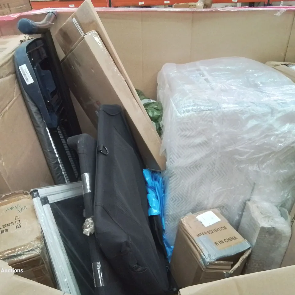 PALLET OF ASSORTED ITEMS INCLUDING PLAYPEN, NON-WOVEN FABRIC WARDROBE, HOBBY CUTTING MAT, ROLLER BLIND, CLOTHES RACK