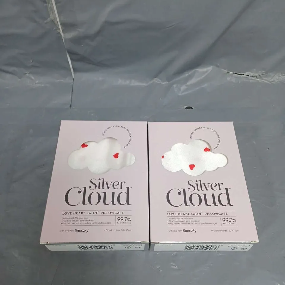 LOT OF 2 SILVER CLOUD LOVE HEART SATIN PILLOWCASES 