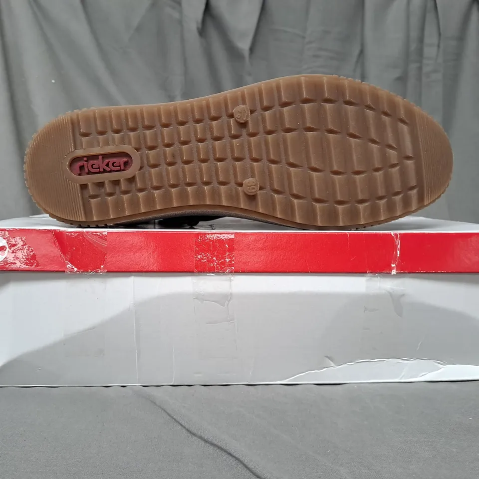 BOXED PAIR OF RIEKER HIGH TOP CUFFED TRAINERS IN KHAKI SIZE 6