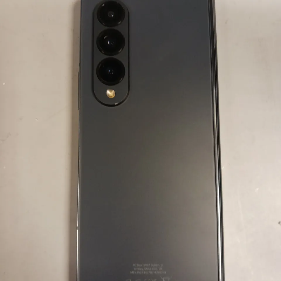 SAMSUNG GALAXY Z FOLD 4 SMARTPHONE 