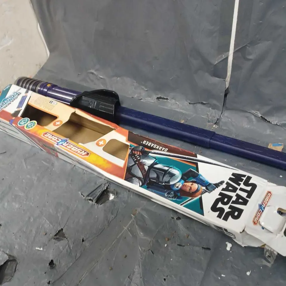 BOXED STAR WARS LIGHTSABER BLADESMITH DARKSABER RRP £23.99