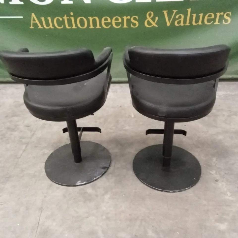SET OF 2 FIRENZA BAR STOOLS IN BLACK PU LEATHER AND BLACK STEEL BASE