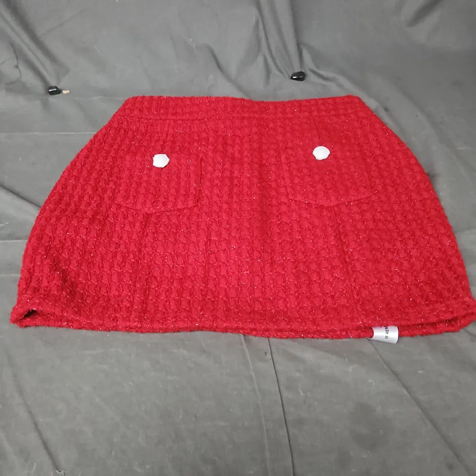 WANDERDOLL RED TEXTURED KNIT MINI SKIRT – SIZE L