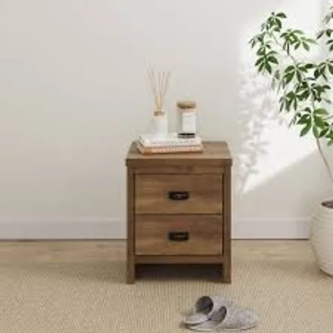 BOXED GFW BOSTON 2 DRAWER KNOTTY OAK BEDSIDE TABLE