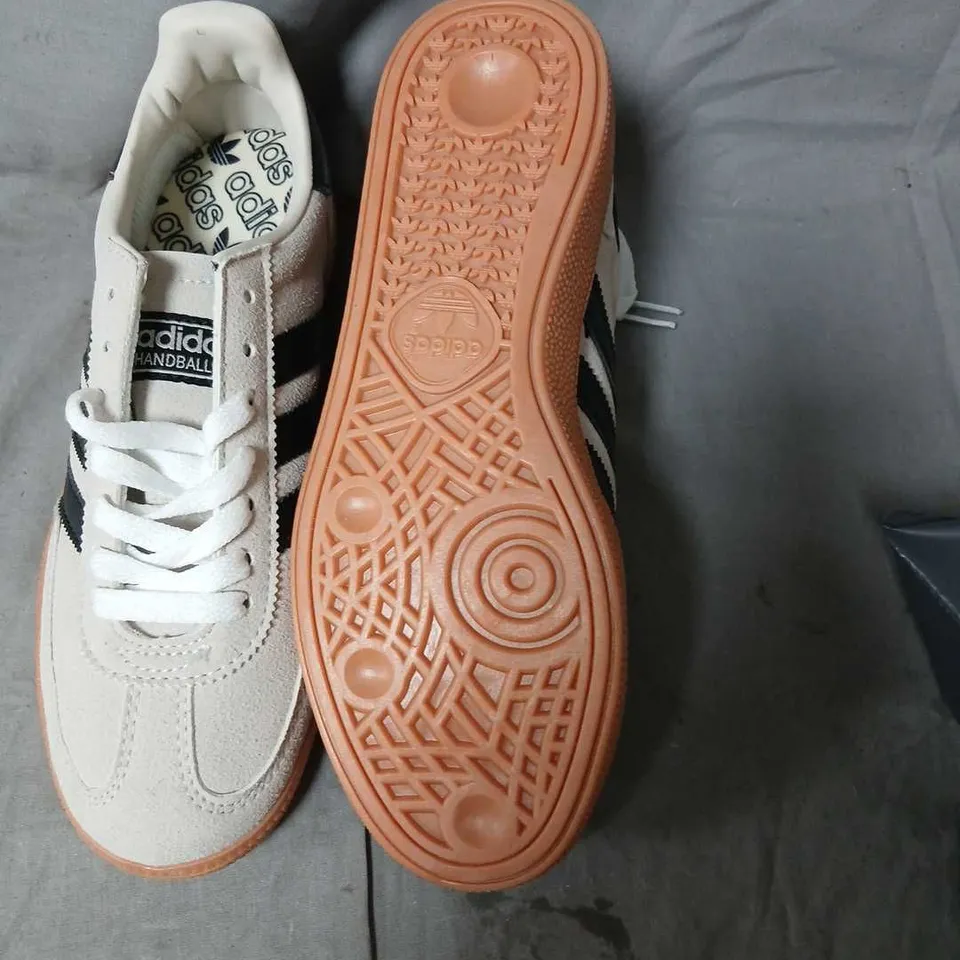 ADIDAS HANDBALL SPEZIAL SNEAKERS – CREAM/BEIGE WITH BLACK 3-STRIPES SIZE 4.5