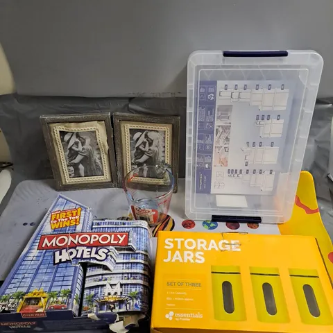 BOX OF APPROXIMATELY 10 ASSORTED HOUSEHOLD ITEMS TO INCLUDE - STORAGE JARS - MONOPOLY HOTELS - PYREX JUG - ETC - COLLECTION ONLY