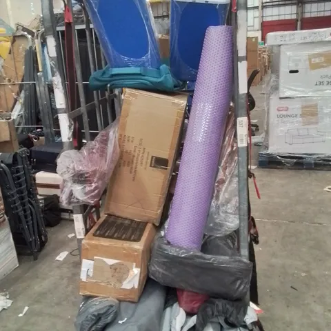 CAGE OF ASSORTED HOUSEHOLD GOODS AND PRODUCTS TO INCLUDE;CAMPING CHAIRS,PLAYPEN,COOLER BOXES