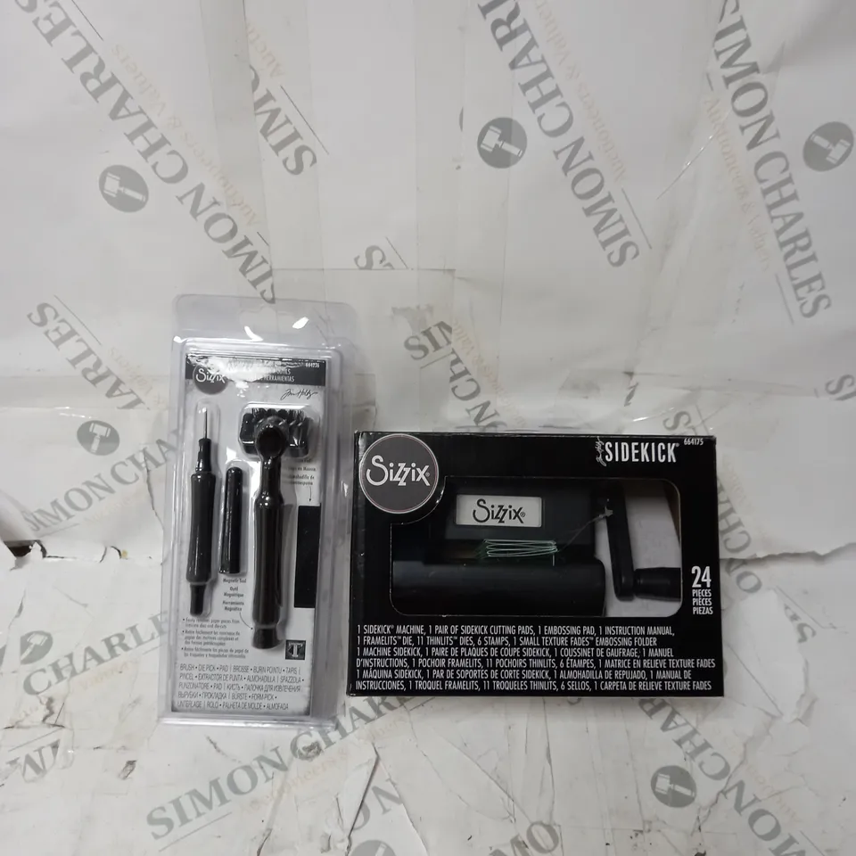 SIZZIX SIDEKICK CUTTING AND EMBOSSING MACHINE WITH MINI TOOL KIT.